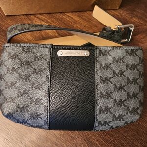 Michael Kors Signature Logo Black Gray Travel Belt Bag New S/M Fits Up To 35"